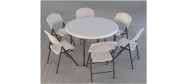 Plaststole med rund Ø118 cm bord